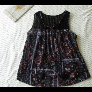 No Boundaries Flowered Design Tank Top